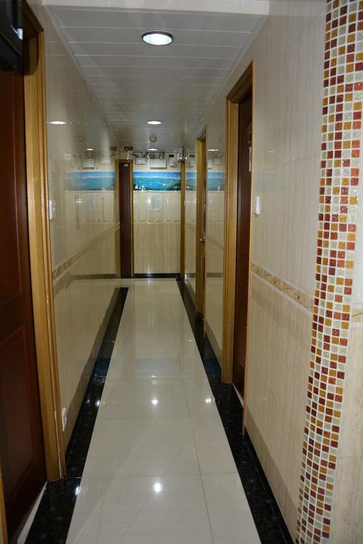 Everest Hostel Hong Kong Exterior photo