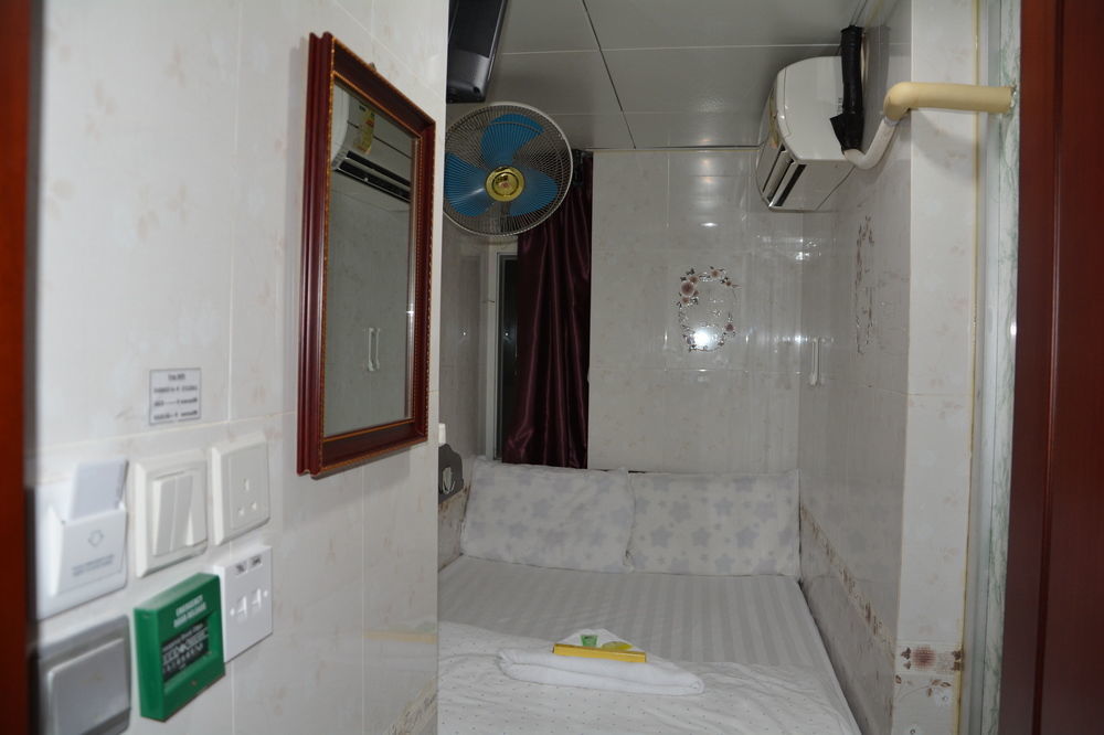 Everest Hostel Hong Kong Exterior photo